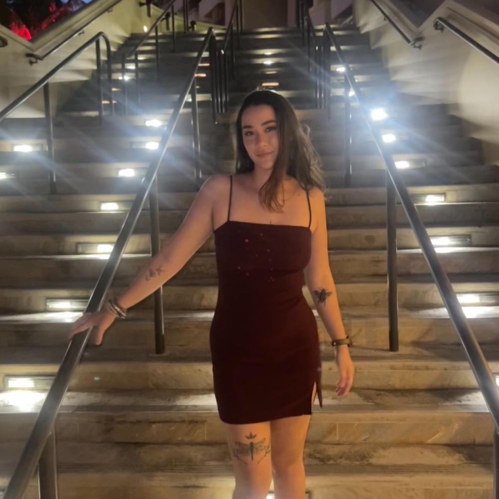 Meet your Posher, Holly